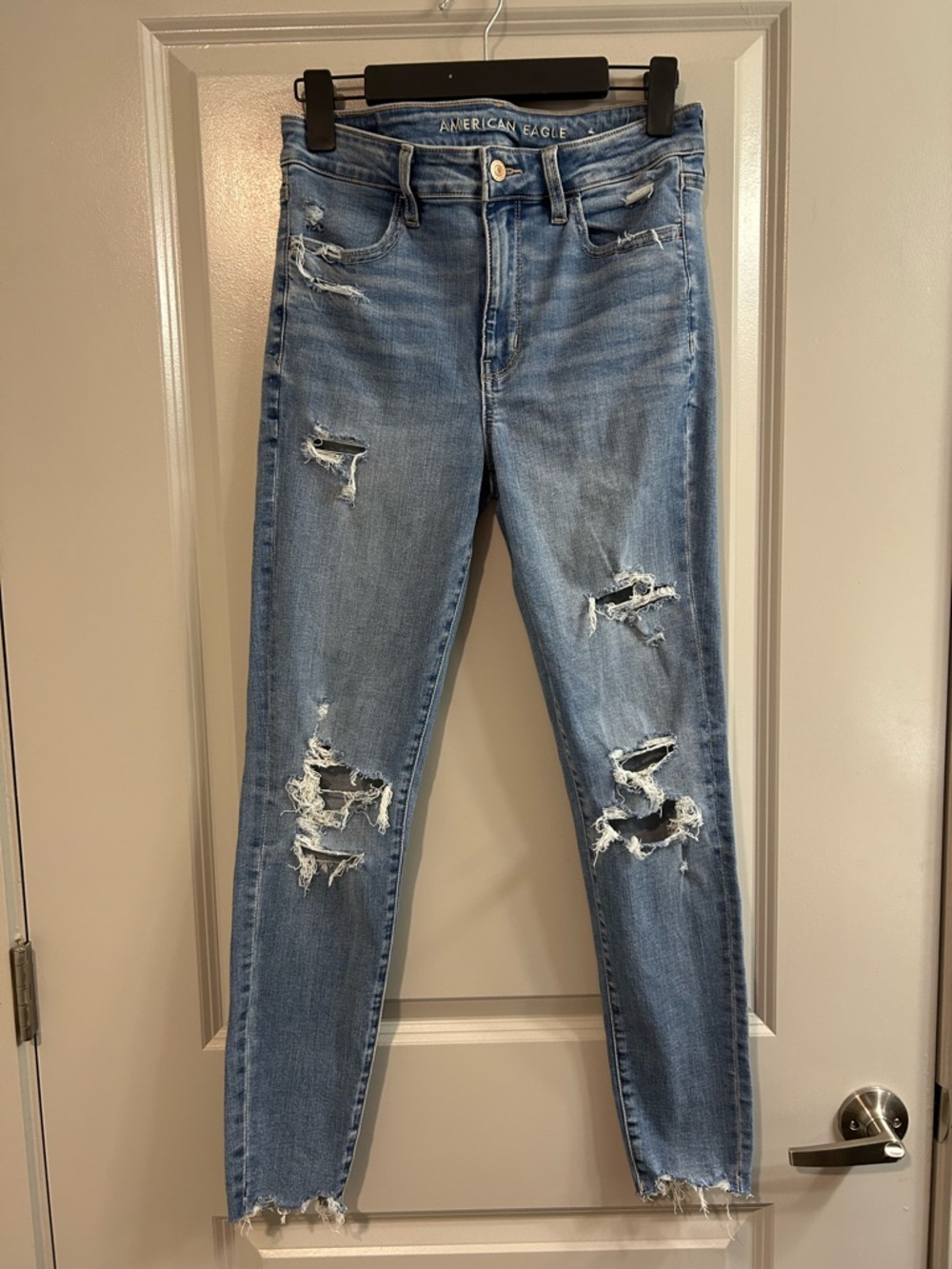 American Eagle Outfitters Distressed Light Blue Skinny Jeans